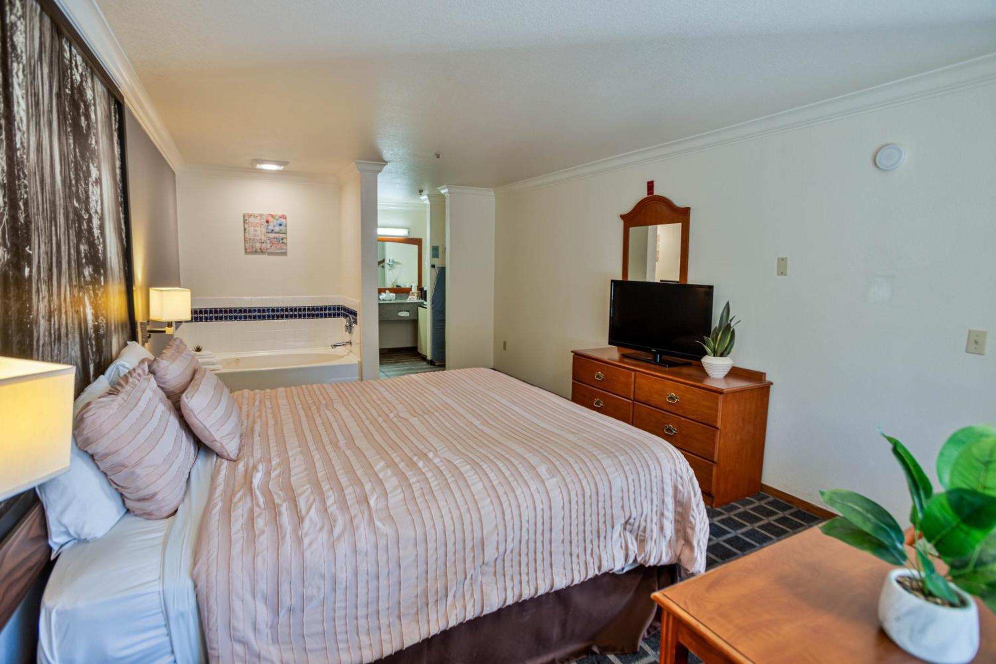 Creekside Inn & Suites Willits Zewnętrze zdjęcie
