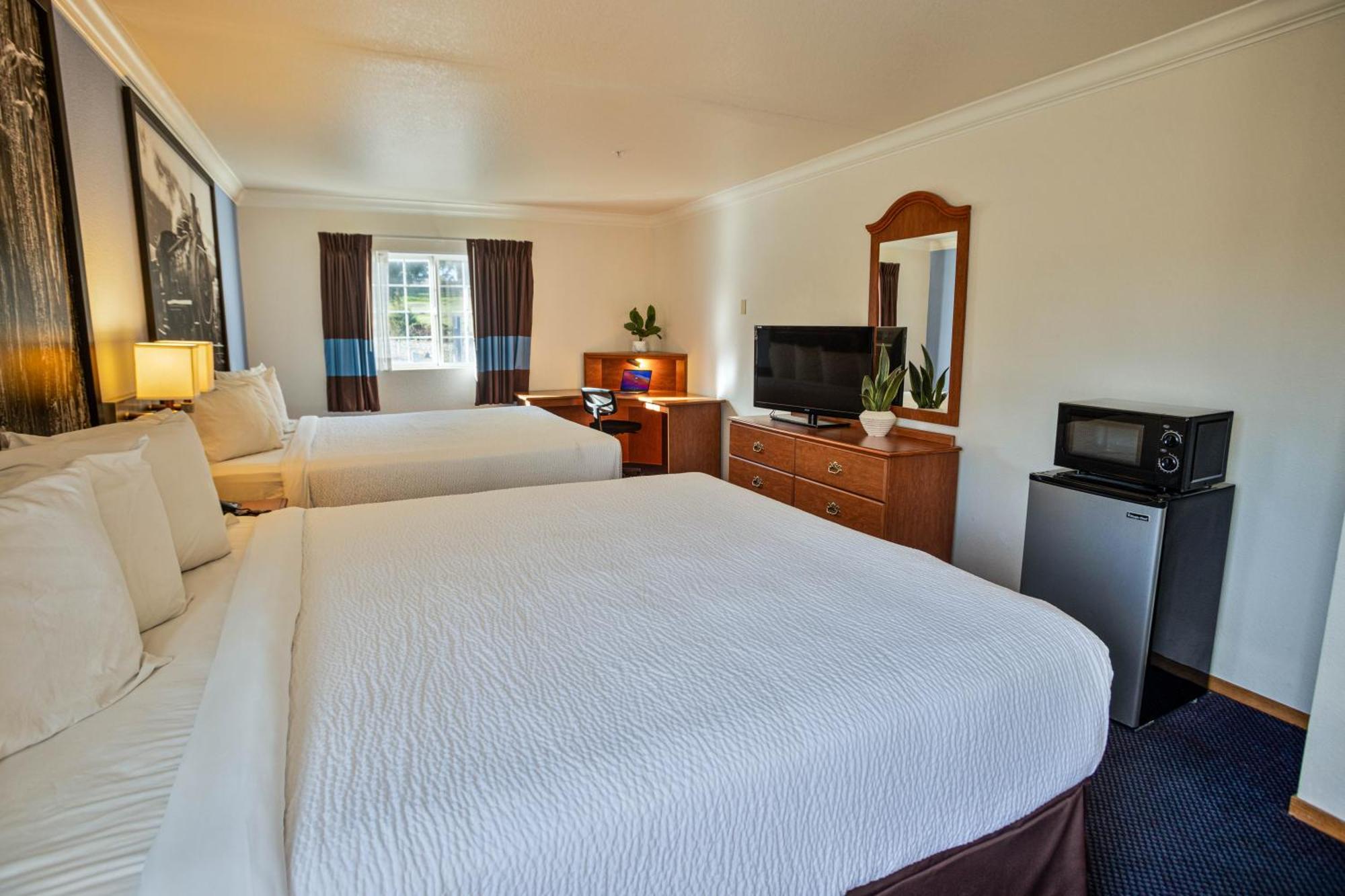 Creekside Inn & Suites Willits Zewnętrze zdjęcie